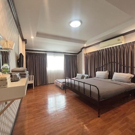 24 Hostel Donmuang Bangkok Exterior photo