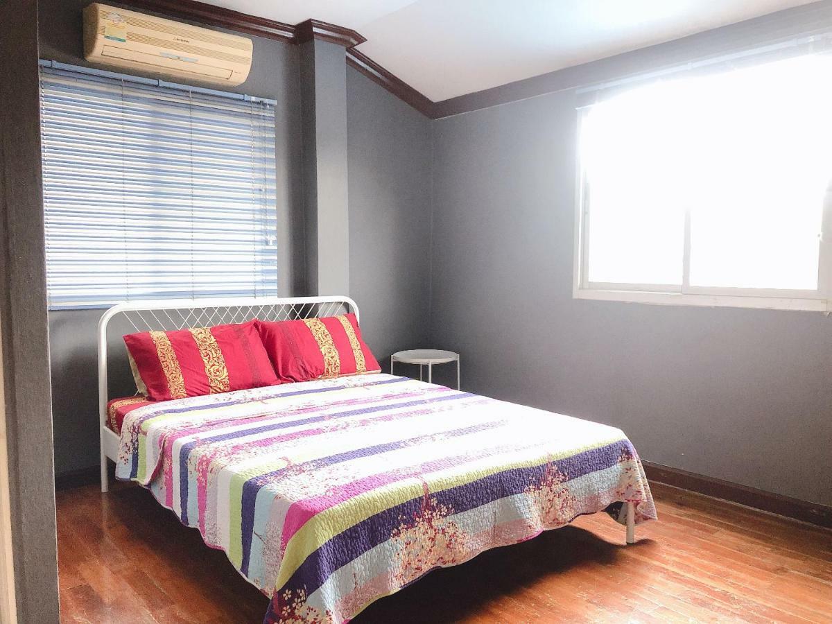 24 Hostel Donmuang Bangkok Exterior photo